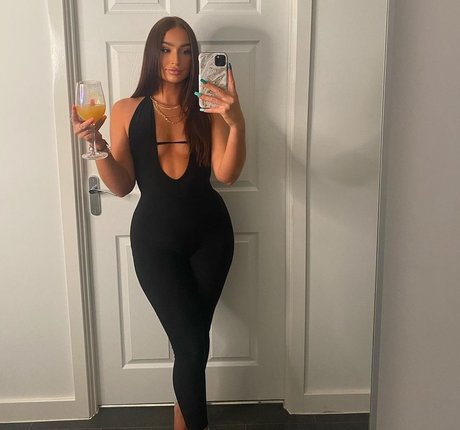 Chlo marsh actrice hd galerie