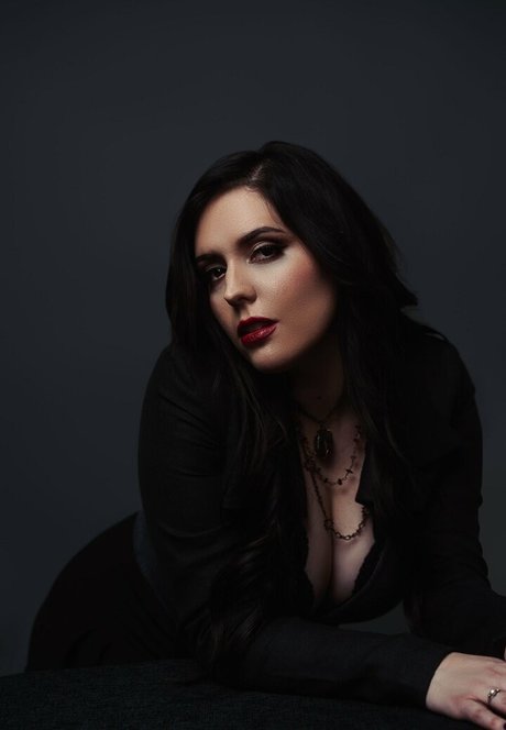 Amber Lee Connors étoile magnifique photos