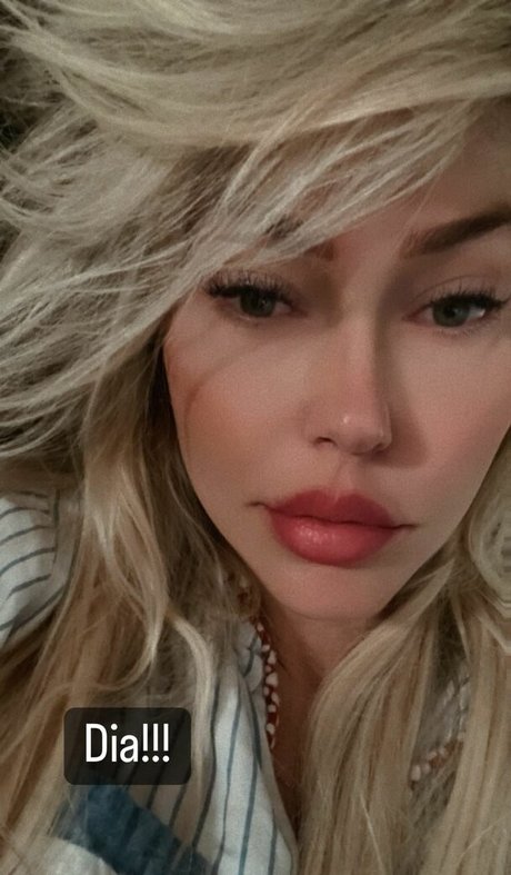 Adri Freitag sexe de star du porno photo