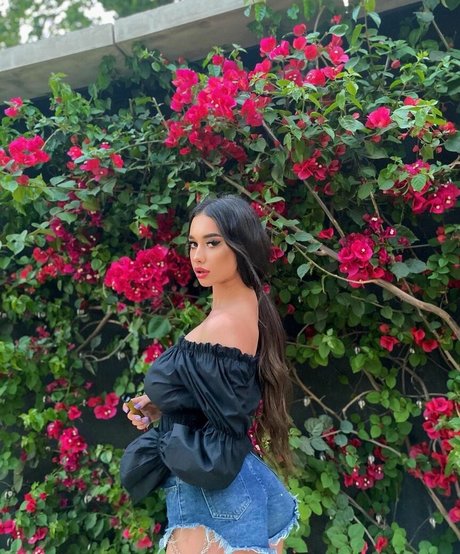 Sophia Adamova étoile des photos