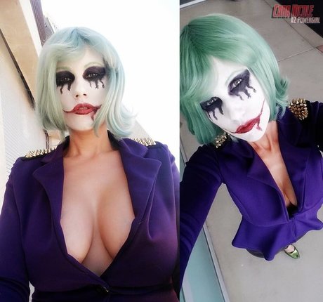 AZ Power Girl modèle érotique galeries