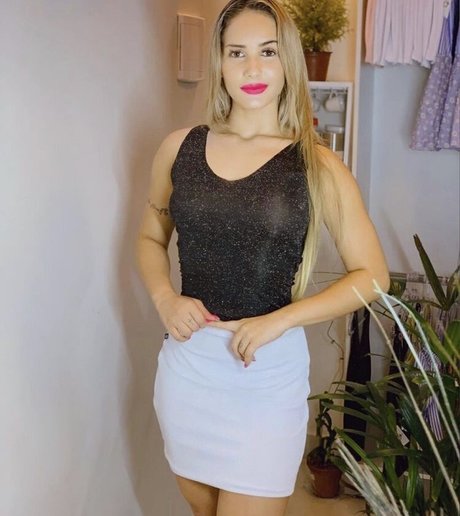 Dayanerocha 2kofc haut de star du porno images