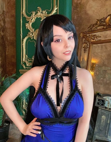 Helly Von Valentine modèle joli des photos