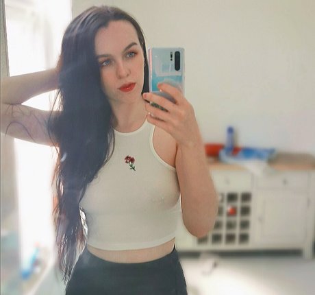 Sophie The Scientist belle actrice archive