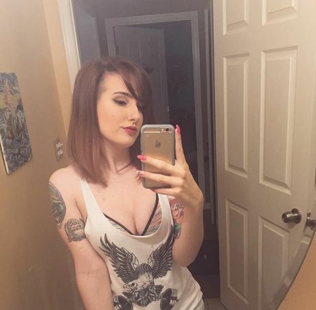 Morgan Tebbe modèle porno collection