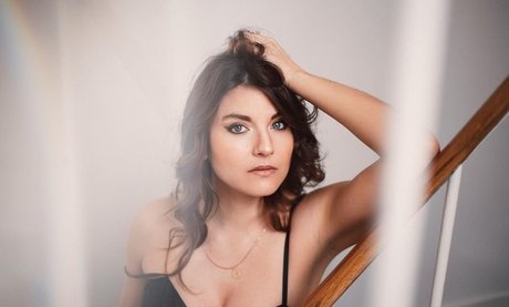 Eleonore Costes actrice libre images