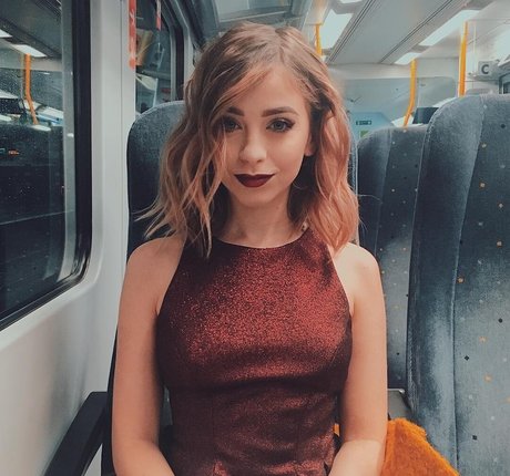 Musicalethan actrice de nus photos