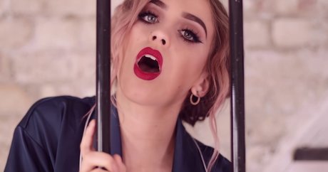 Musicalethan star du porno gratuite galeries