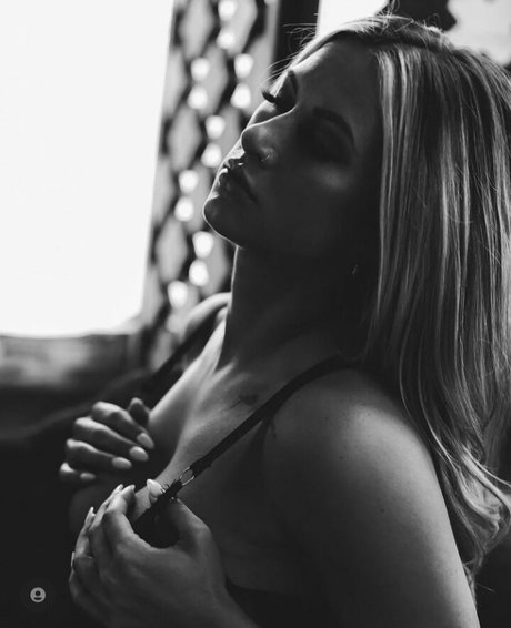 Kayla Lynne Hilton étoile exclusive collection