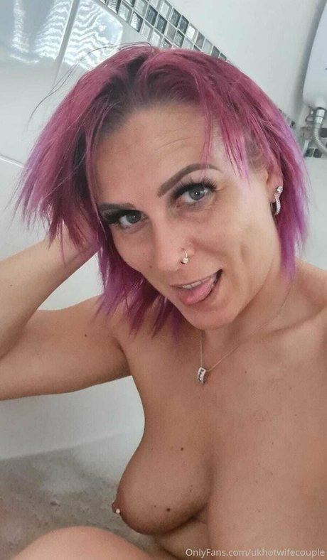 ukhotwife actrice xxx galerie