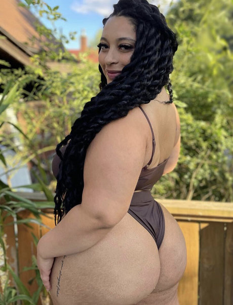 Thegirlofyourdreamz beau modèle archive