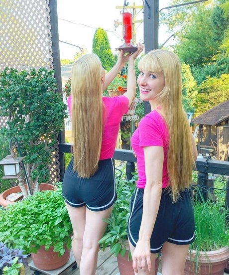 Camille And Kennerly modèle joli img