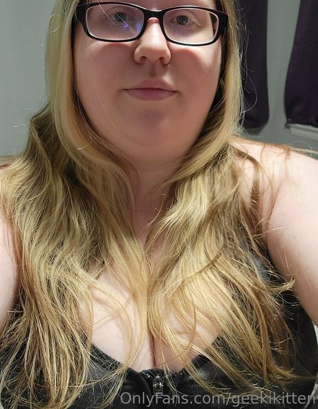 geekikitten jolie star du porno collection