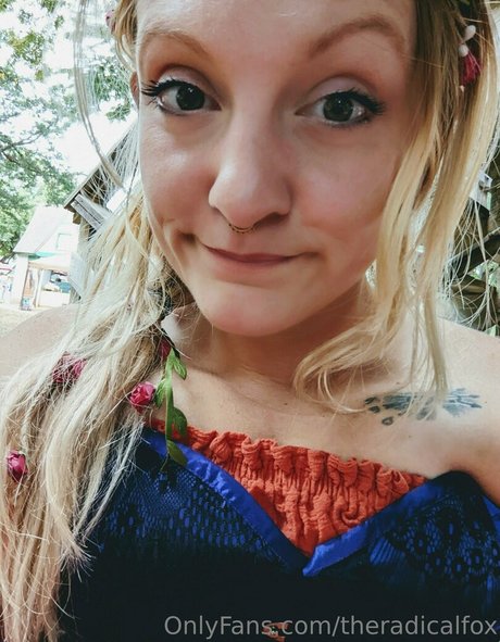 theradicalfox modèle chaud photos