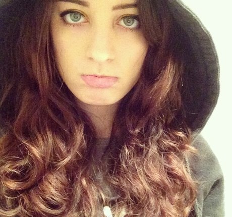 MalAfterMidnight art étoile des photos