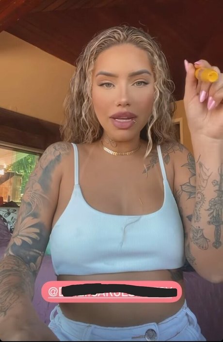 gros seins jeunes onlyfans haute qualité archive