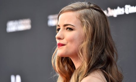 Willa Fitzgerald actrice exclusive des photos