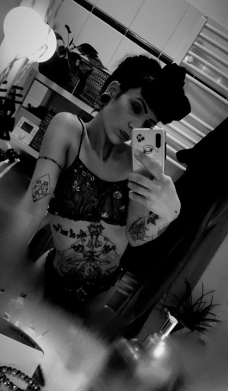 luu nighthawk actrice artistique image