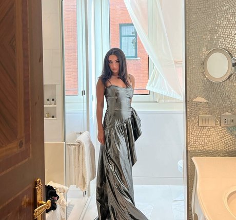 gros seins maigres onlyfans haut xxx img