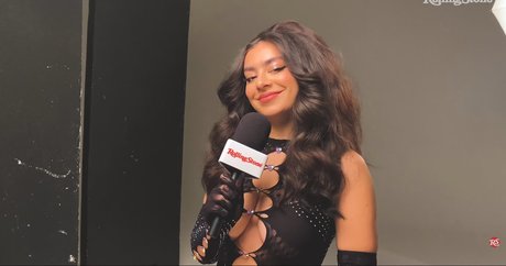 Charli XCX étoile sexy photo