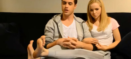 Dove Cameron modèles nus image