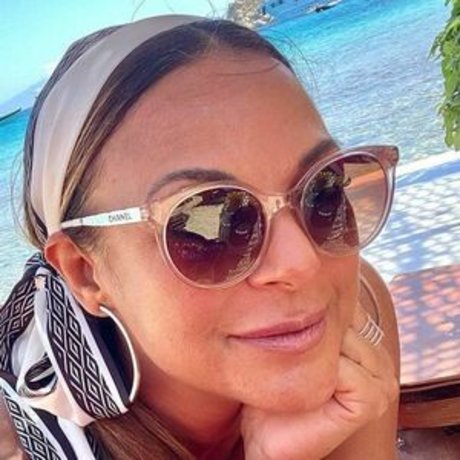 Eva LaRue modèle chaud img