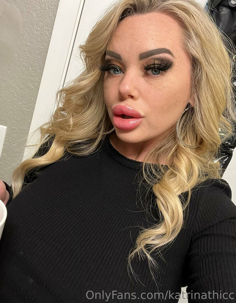 katrinathicc modèle joli galerie