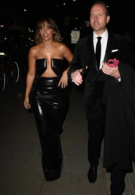 blonde transexuelle onlyfans exclusivité de haute qualité archive