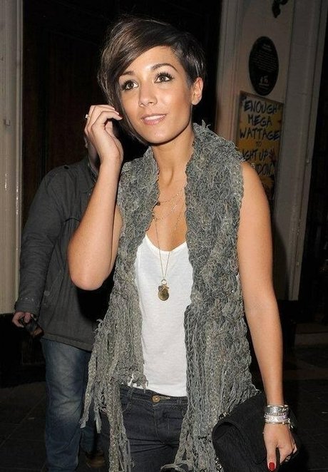 Frankie Bridge étoile parfaite photos