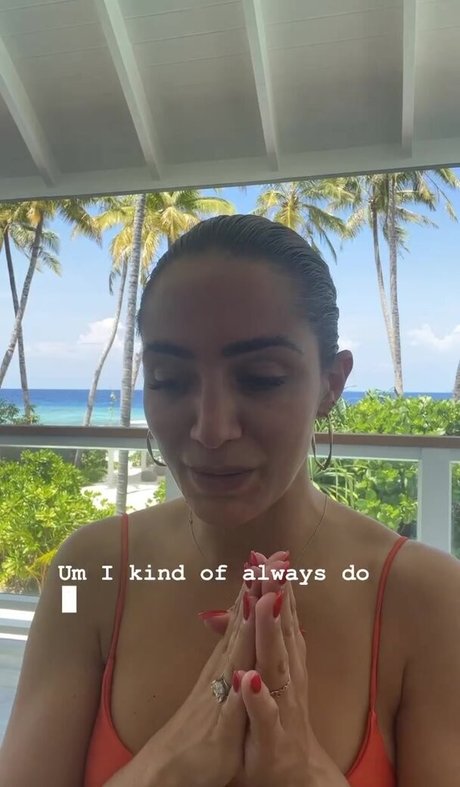 gros seins maigres onlyfans chaud belle image