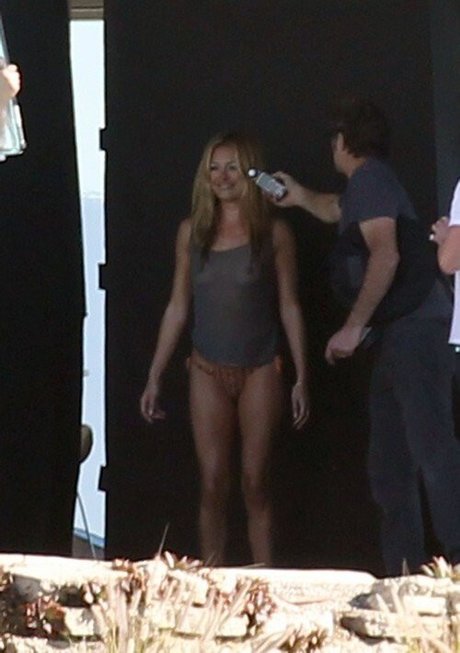 Cat Deeley modèle joli collection