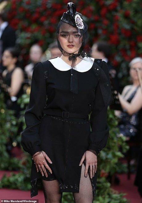 Maisie Williams actrice adulte image