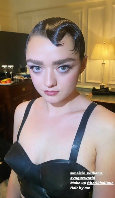 Maisie Williams actrice chaude photo