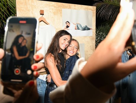 fellation transexuelle onlyfans adulte chaud photos