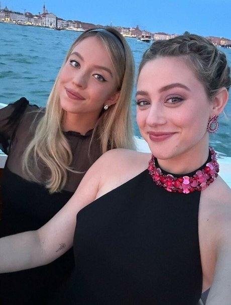 pawg rousse uniquementfans érotique en haute qualité img