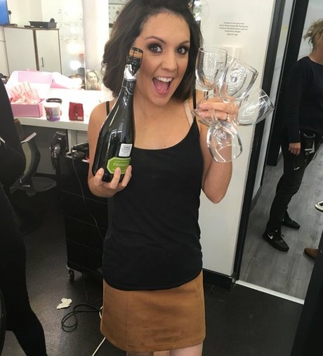 Laura Tobin star pornographique archive