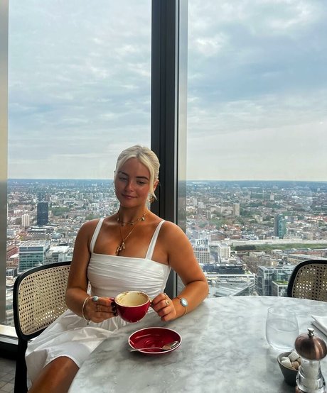 mamelons gonflés onlyfans porno nus galeries