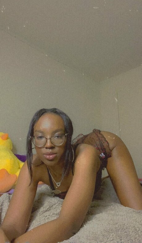 itstaylor official jolie actrice img