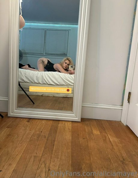 aliciamayer modèle magnifique galeries