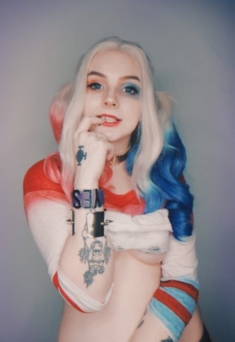 SunKan__21 jolie actrice image