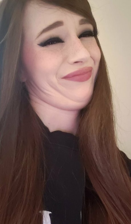 aullora haut modèle image