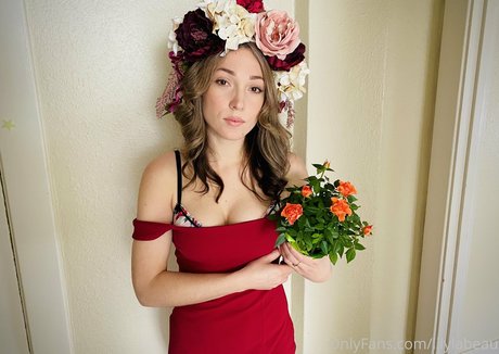 lilylabeau star du sexe img