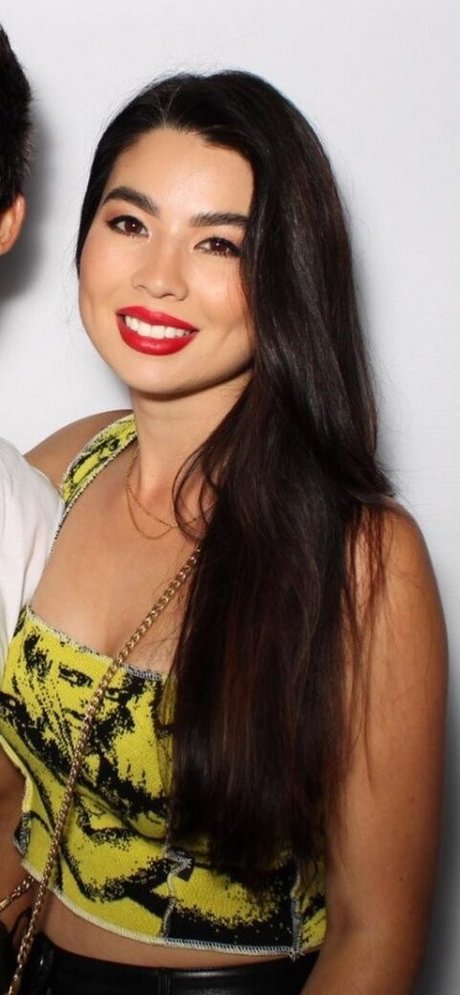 CarolineKwan actrice libre galeries