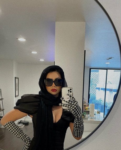 CarolineKwan actrice de sexe galeries