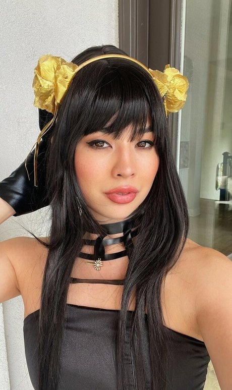 CarolineKwan joli modèle collection