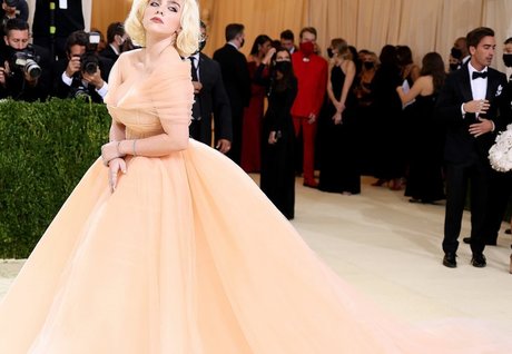 fans de femmes uniquement jolis nus image