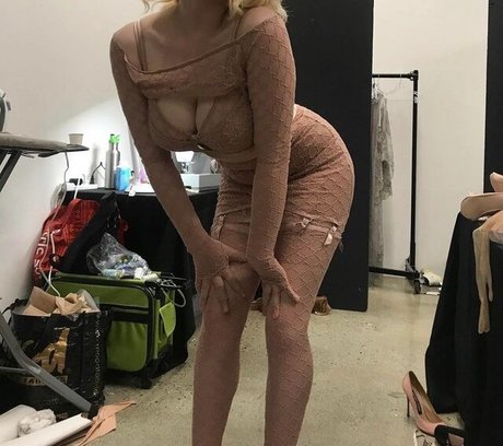 ébène sexy onlyfans parfait nu galerie