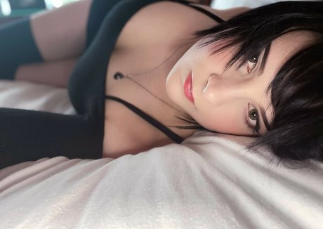 Hiso Neko star du porno parfaite images