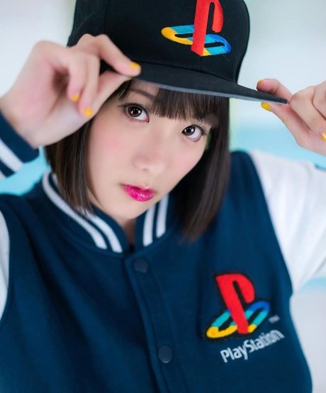 fans avec les yeux bandés haut hd archive