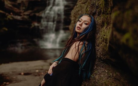 belles asiatiques onlyfans art photos